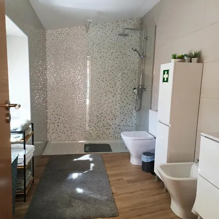 Casinha Da Eira Tatil Evi Esposende